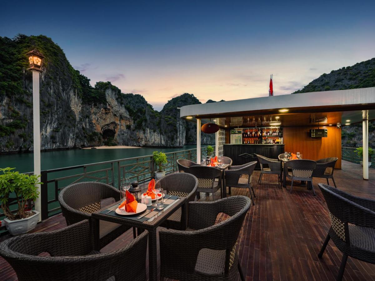 Готель La Pandora Boutique Cruises Халонг Екстер'єр фото