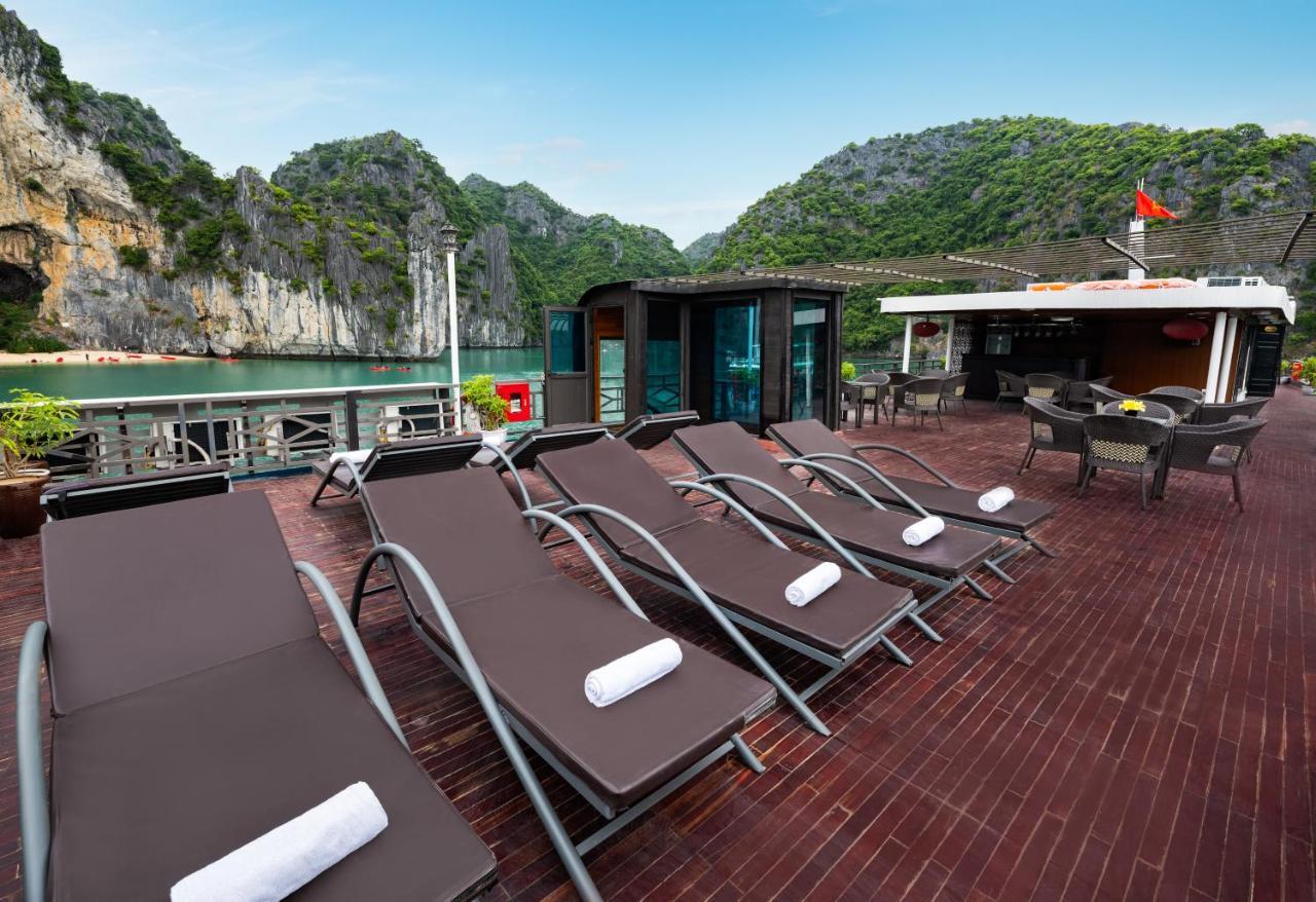 Готель La Pandora Boutique Cruises Халонг Екстер'єр фото