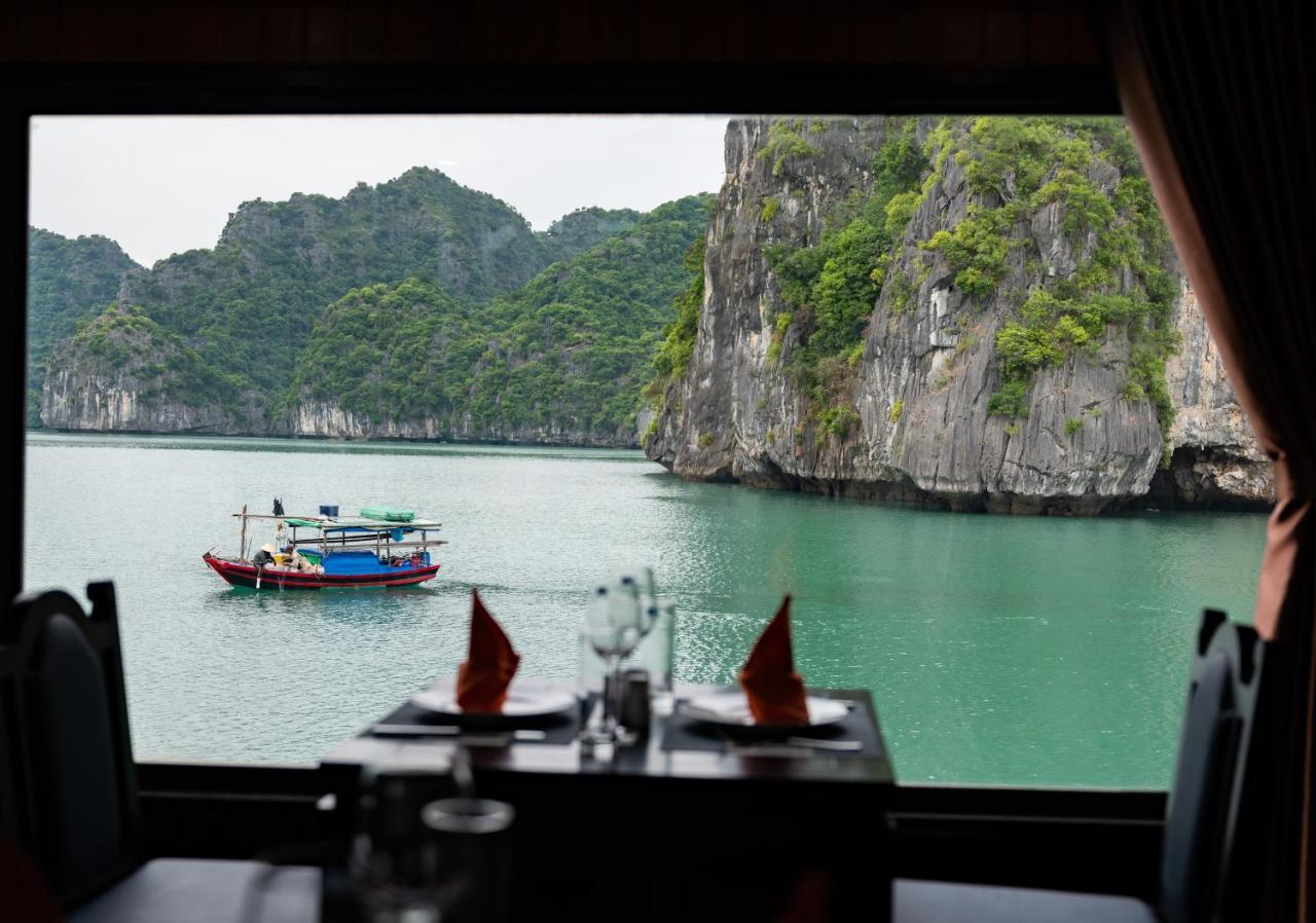 Готель La Pandora Boutique Cruises Халонг Екстер'єр фото