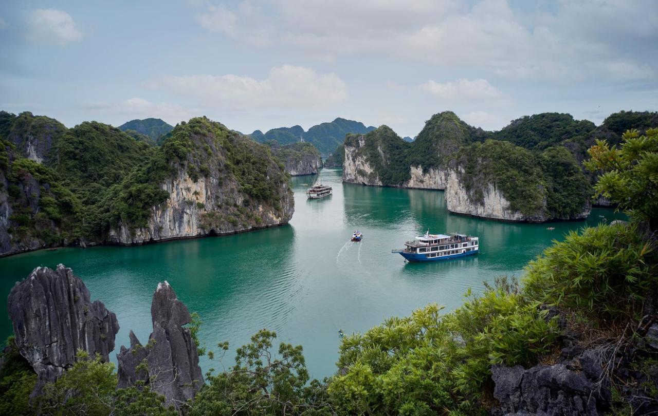Готель La Pandora Boutique Cruises Халонг Екстер'єр фото